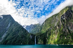 Discover the Breathtaking Beauty of Milford Sound: New Zealand’s Iconic Fiord